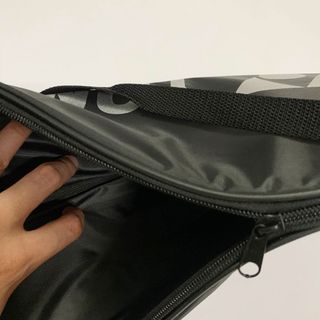 Túi đựng vợt cầu lông, siêu dày dặn, có dây đeo chéo, chính hãng Yonex, bao đựng vợt cầu lông Yonex TM - SPORTS