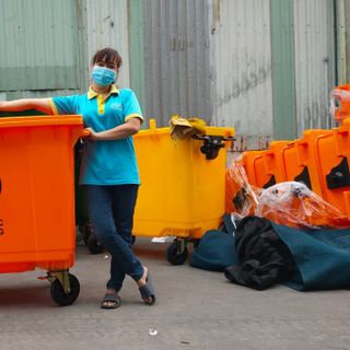Xe Thu Gom Rác 660 Lít 4 Bánh Xe Nhựa HDPE