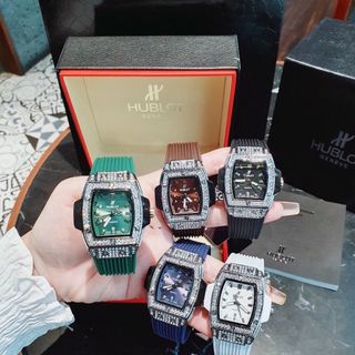 ĐỒNG HỒ NỮ THỜI TRANG HUB MẶT CHỮ NHẬT DÂY CAO SU 2