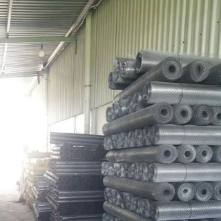 Sản xuất lưới hàng rào hình thoi,mắt cáo để trang trí,làm sàn.