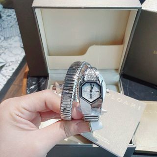 ĐỒNG HỒ NỮ CAO CẤP B V L THIẾT KẾ RẮN ÔM TAY SANG CHẢNH 2