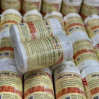 Kem Kích Trắng Arbutin 3c3 200g
xuất xứ-Thái Lan