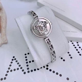 VERSCREE MEDUSA SECRET về lại