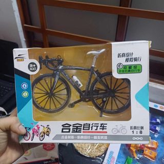 Đồ chơi mô hình xe đạp