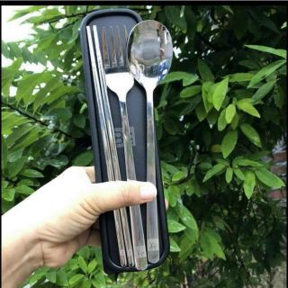BỘ 3 MÓN DĨA, THÌA, ĐŨA CỦA ĐỨC