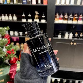 NƯỚC HOA NAM DIORSAUVAGE EAU DEPARFUM 100ml