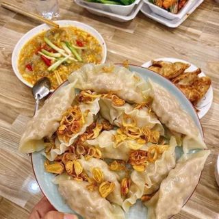 BÁNH XẾP MANDU BIBIGO MANDU THỊT VÀ BẮP 1,5KG - TÚI 43 BÁNH