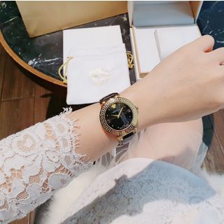 XẢ KHO ĐỒNG HỒ NỮ CAO CẤP VERS DÂY DA MẶT TRÒN HOA VĂN HUYỀN THOẠI 1