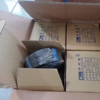 NHÁM TRÒN KINIK 100,125,150 X 16#36#40#60#80 Nhám dĩa Kinik quy cách x100 x125 x150 hạt cát #16#24#36#40 Nơi sản xuất: Đài Loan