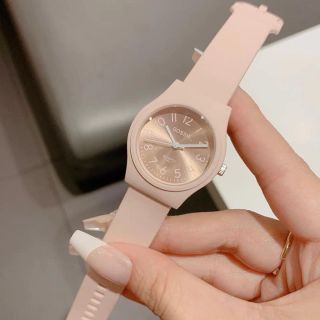 Đồng hồ Gossie dây nhựa