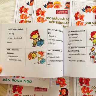 Sách - 900 mẫu câu giao tiếp cùng con hằng ngày - bản song ngữ khổ A5