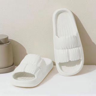 DÉP CHAO BÁNH MÌ LƯỢN SÓNG