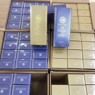 Kem nền BB cream ArmameSPF 50 PA+++ giúp da mềm mại, rạng rỡ