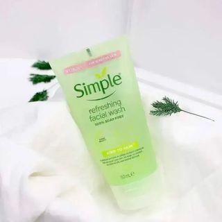 Sữa Rửa Mặt SimpleRefreshing Facial Wash  150ml