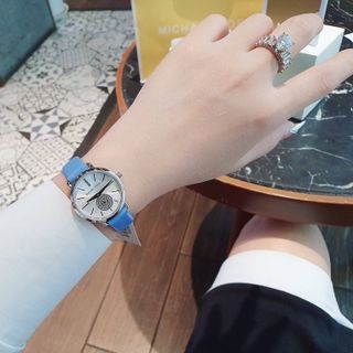 ĐỒNG HỒ NỮ CAO CẤP M KORS KIM GIÂY RỜI DÂY DA SIZE MINI