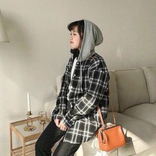 ÁO SƠ MI NAM NỮ TAY DÀI CÓ NÓN CHẤT KATE SỌC CARO CÁ TÍNH PHONG CÁCH -HTM FASHION