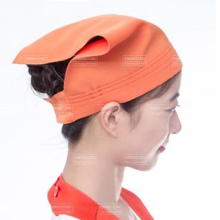 Khăn tam giác trùm tóc cho nhân viên cấp dưỡng, nhân viên phục vụ . Khăn trùm tóc Nhã Sơn