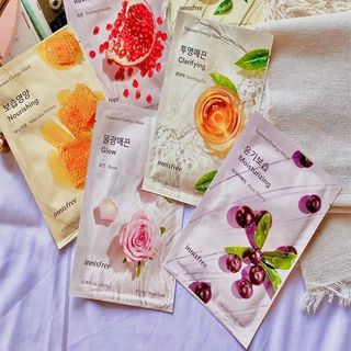 Mặt Nạ In nisfree Squeeze Energy Mask 22mL ( 10 loại khác nhau từ các nguyên liệu từ tự nhiên )