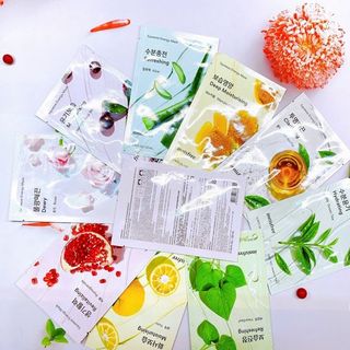 Mặt Nạ In nisfree Squeeze Energy Mask 22mL ( 10 loại khác nhau từ các nguyên liệu từ tự nhiên )