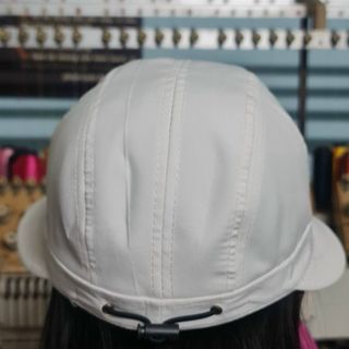 Mũ vành có kí hiệu ni ke nhỏ CQ