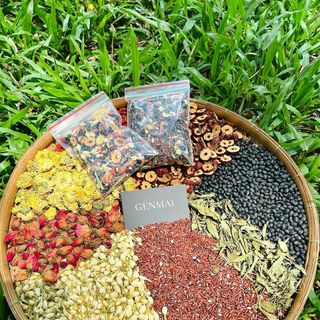 Trà gạo lứt dưỡng nhan 8 vị