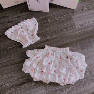 ĐẦM ỐNG NHÚN KÈM CHÂN VÁY TẦNG