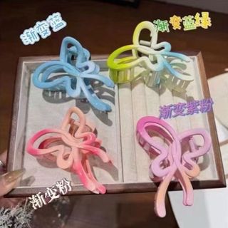 Kẹp gấp sau có 4mẫu(lố 12)