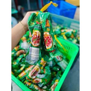 Set 5 cây Nem chua Huế Thảo Vy gần 1kg (giao tphcm)