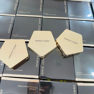 (Xả kho) Phấn bắt sáng ánh nhũ lấp lánh PERFECT DIARY mềm mại mịn lì tạo hiệu ứng 3D 7g