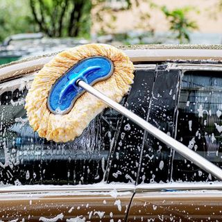 Cây lau xe xịt nước chổi rửa xe kèm vòi nước đa năng tiện lợi hàng tốt bền bỉ tạo bọt có dây vòi nước Kim Huệ - Yêu Xe