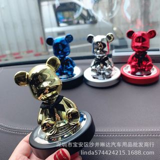 Bearbrick series - Gấu Sáp Thơm đặt trang trí taplo ô tô- Kim Huệ Yêu Xe