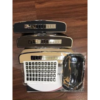 Hộp đựng giấy ăn trên ô tô 3 chức năng, có đồng hồ và bảng số điện thoại, chất liệu da cao cấp - Kim Huệ - Yêu Xe