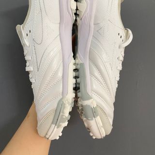 Giày Bóng Đá Mizuno Morelia Sala Beta Trắng Đế Xám Rằn Ri TF giá sỉ