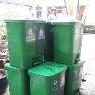 Thùng rác 2 ngăn đạp chân, thùng rác nhựa 2 ngăn 40 lít