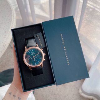 ĐỒNG HỒ NAM CAO CẤP D.W MẶT CHONOGRAPH DÂY DA CÓ TEM KÍCH HOẠT BẢO HÀNH FULLBOX HÃNG 2