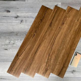 sàn nhựa giả gỗ [loại 1] keo sẵn 2mm