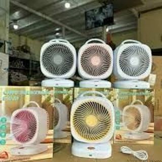 Quạt tích điện mini để bàn