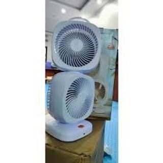 Quạt tích điện mini để bàn