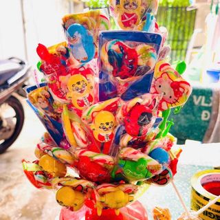 KẸO MÚT QUẤN ĐỒ CHƠI (6/50)