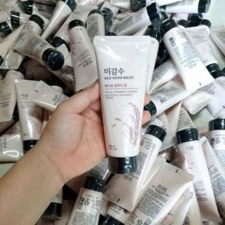 Sữa Rửa Mặt gạo hàn Thư face shop 150ml