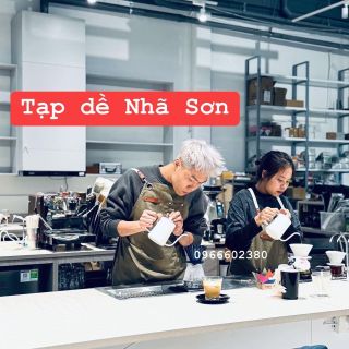 in logo tạp dề lấy ngay  -Tạp dề dáng dài phối khoen Nhã Sơn - Tạp dề đồng phục giá sỉ - Tạp dề pha chế - Tạp dề salon tóc - Tạp dề nhân viên