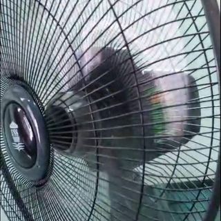 Quạt treo 2 dây (BẠC ĐẠN), 100% đồng 220V, 47W ,cánh 39cm, thương hiệu USS do Cty TNHH NEW USS, Bảo  hành động cơ 5 năm hoạt động 24/7/365, không bó bạc đứng cốt