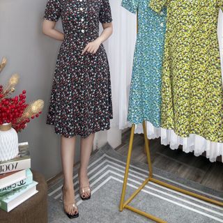 Đầm hoa nhí lụa Ý TMF phù hợp phụ nữ trung niên, váy cổ tròn nút kiểu váy mặc dài qua gối - VD028
