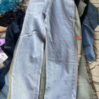 Lô jean mới về e dư 2.000 ôm 1x nhỏ