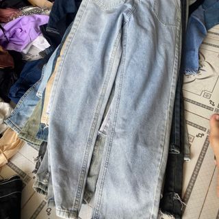 Lô jean mới về e dư 2.000 ôm 1x nhỏ