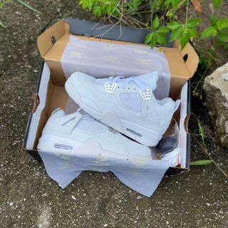 Giày Jd4 Trắng Full  Rep 1:1 trung  Sz36 đến 43 Pk: Bill - box - tag - giấy gói Free Box Bảo Vệ Ship Tỉnh