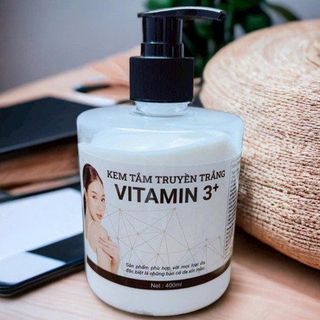 KEM TẮM TRUYỀN TRẮNG VITAMIN 3+ 400 ml giá sỉ