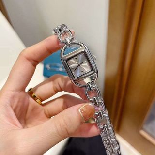 ĐỒNG HỒ NỮ THỜI TRANG GU CII MẶT VUÔNG 24MM DÂY LẮC 2