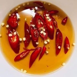 NƯỚC MẮM BÉ BẦU LOẠI THƯỢNG HẠNG, THÙNG 6 CHAI _ KHO CHUYÊN SỈ GIÁ TỐT