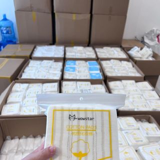 Thùng Bông tẩy trang 222 miếng 50/50% Cotton Wowstar 100 gói